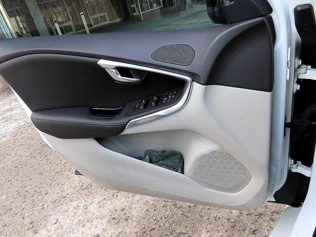 Volvo V40 - Vista 12