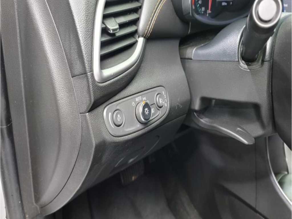 Chevrolet Trax - Vista 8
