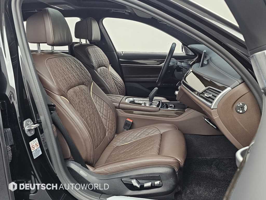 BMW 7 Series - Vista 10