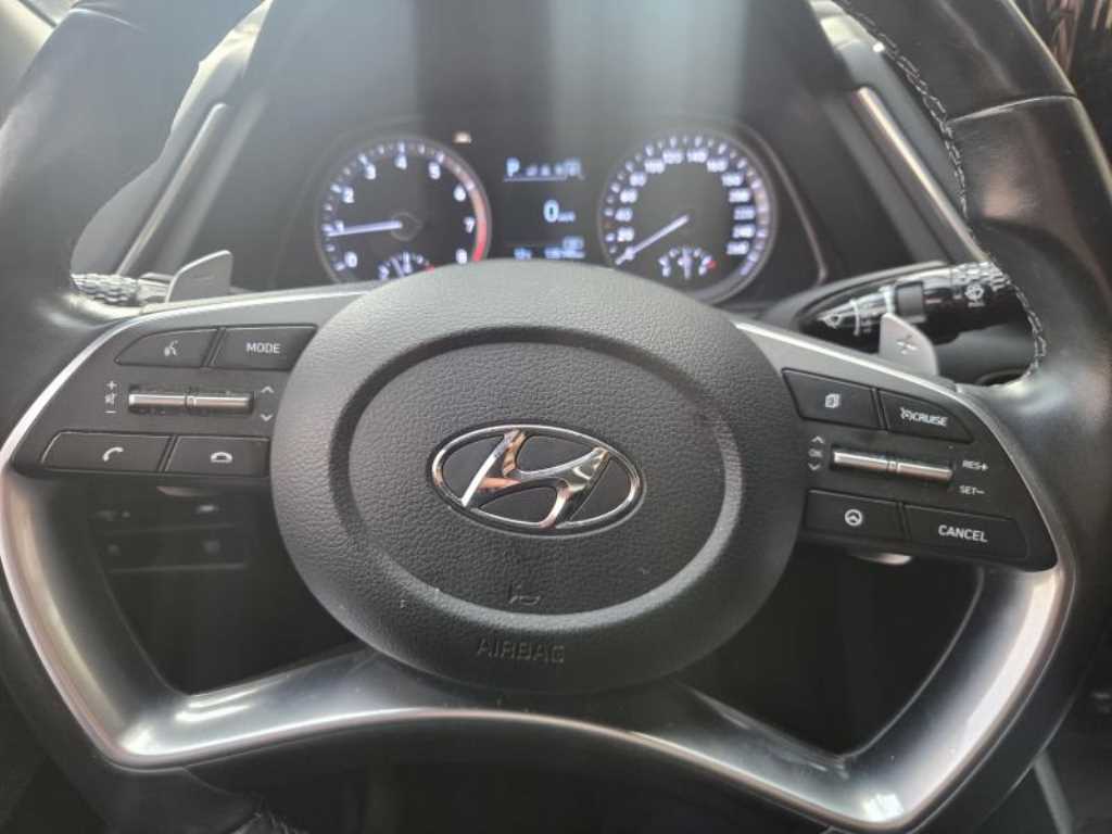HYUNDAI Sonata - Vista 4