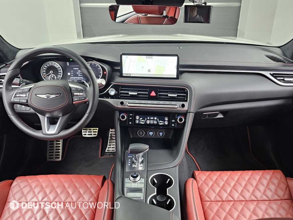 Genesis G70 - Vista 7