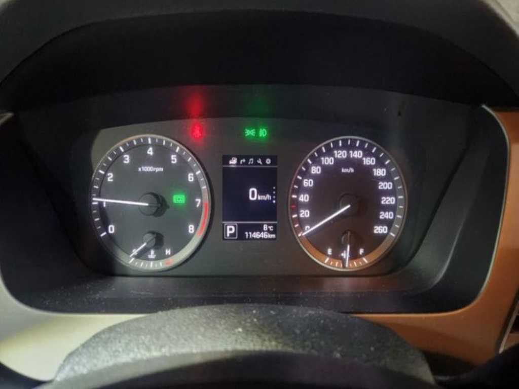 HYUNDAI Sonata - Vista 5