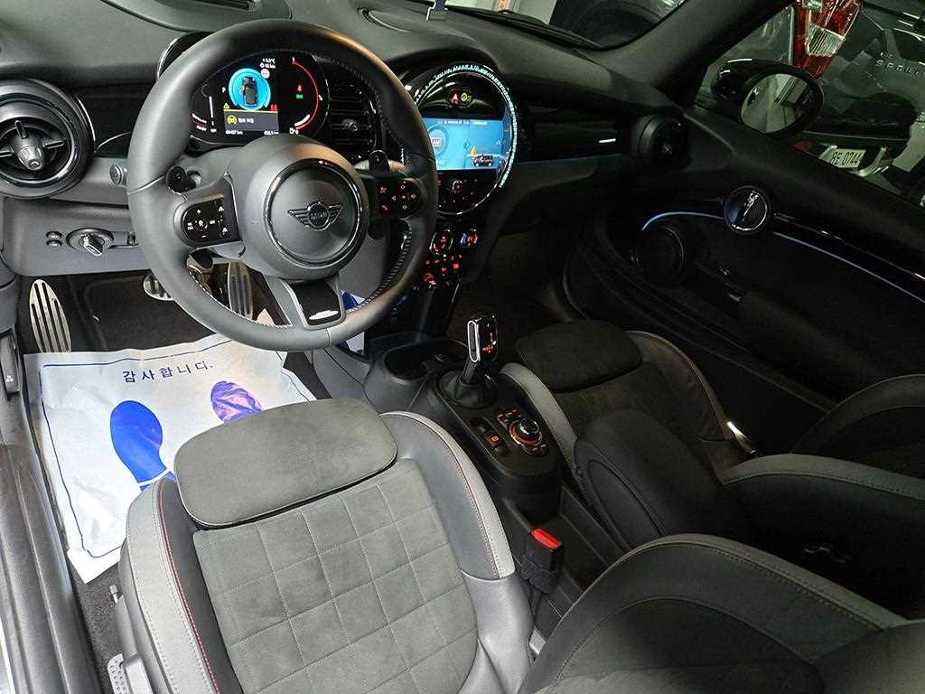 Mini Cooper Convertible - Vista 10