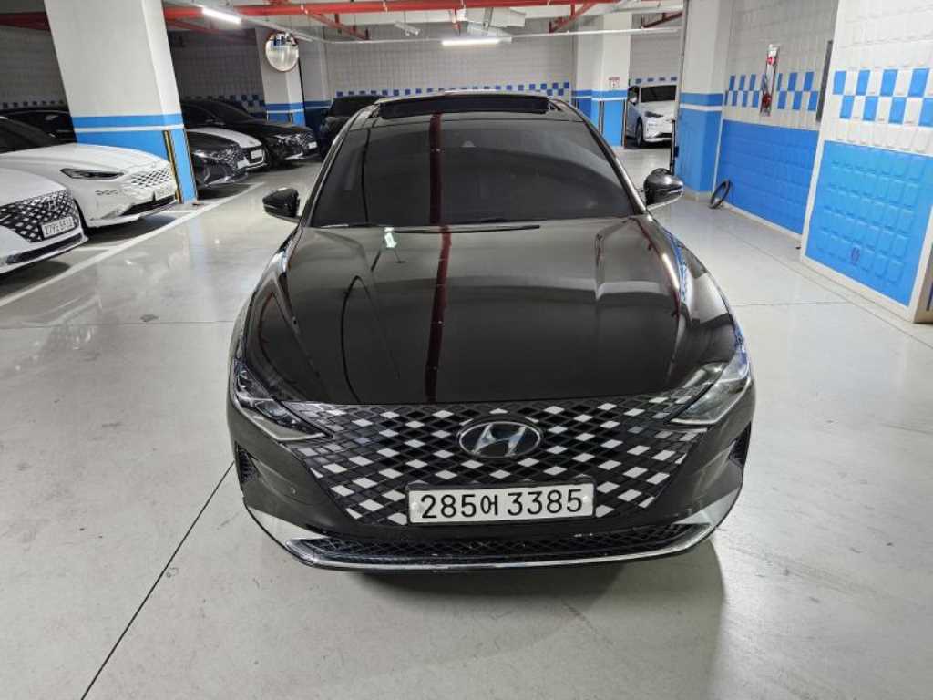 HYUNDAI Grandeur - Vista 2