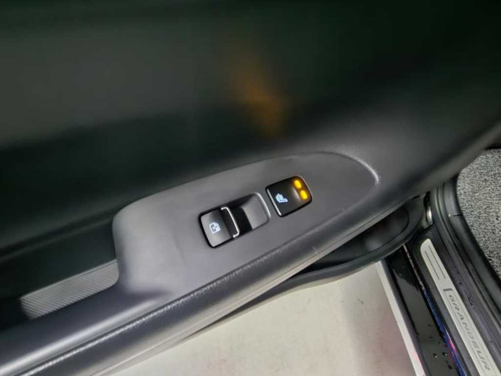 HYUNDAI Grandeur 2021 Negro - Importación desde Corea - HF Imports Iquique - Foto 17