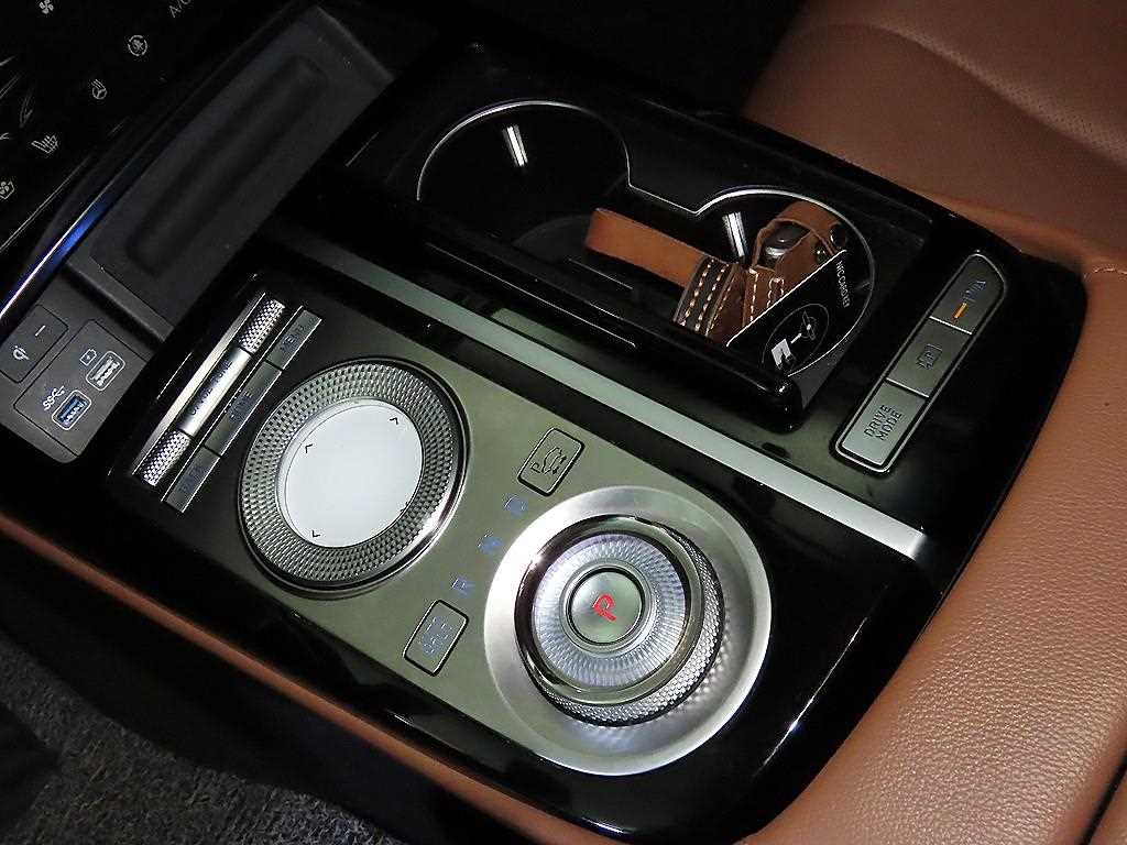 Genesis G80 - Vista 12