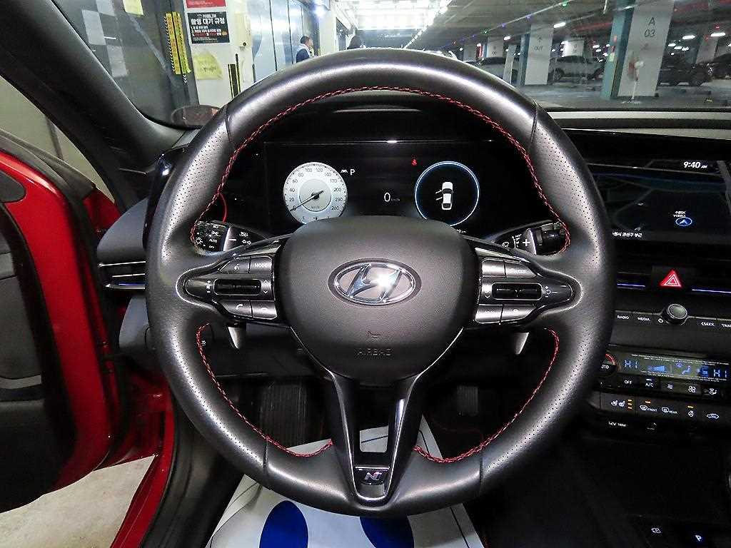 HYUNDAI Avante - Vista 8