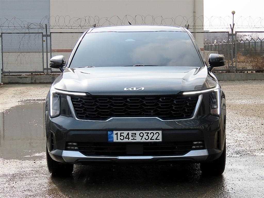 KIA Sorento 2024 Gris - Importación desde Corea - HF Imports Iquique - Foto 1