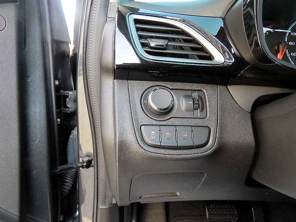 Chevrolet Spark - Vista 12