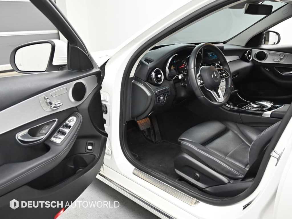 Mercedes Benz C Class - Vista 11