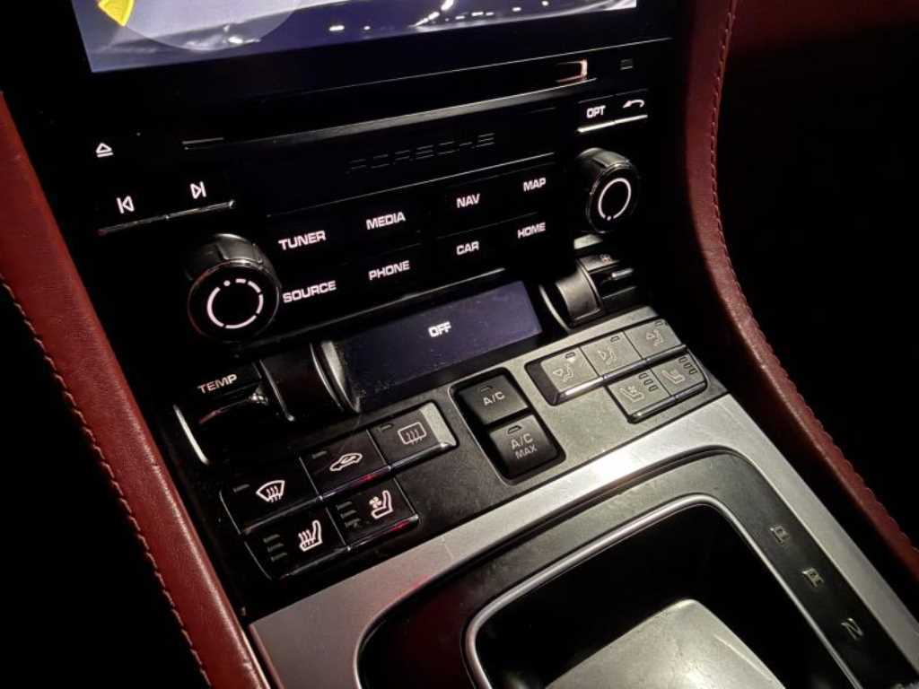 Porsche 718 - Vista 11