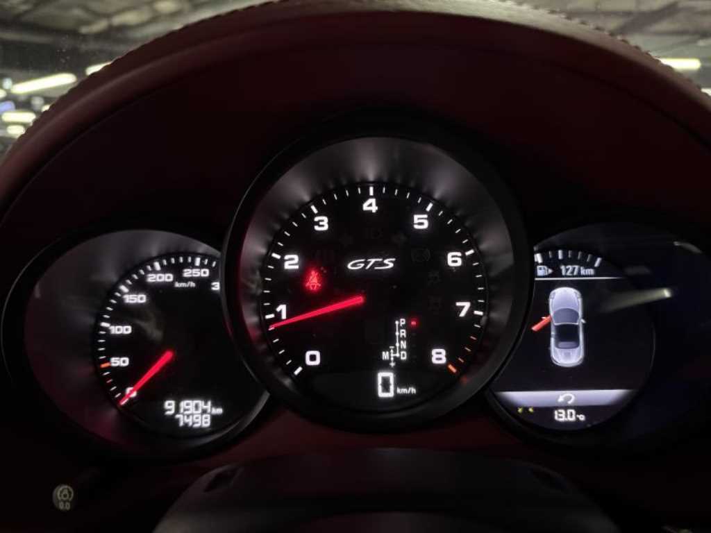 Porsche 718 - Vista 6