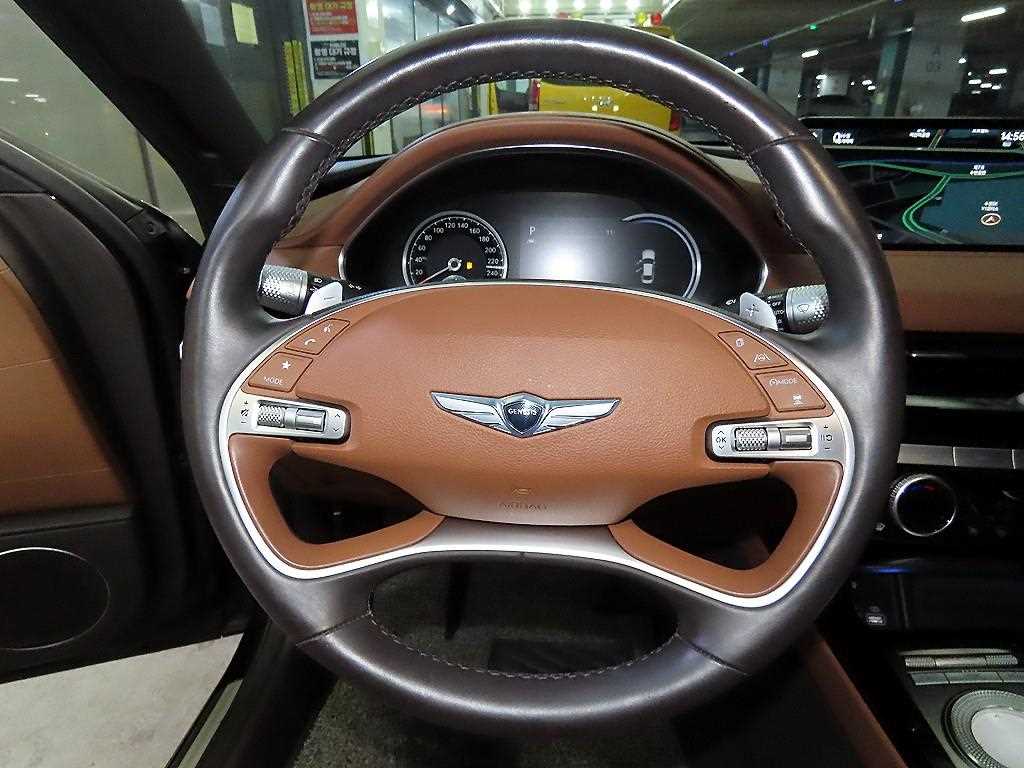 Genesis G80 - Vista 8