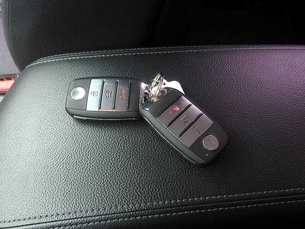 KIA K5 2016 Blanco - Importación desde Corea - HF Imports Iquique - Foto 17