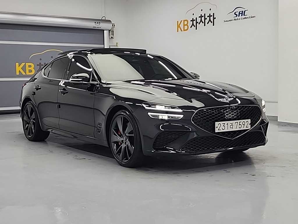 Genesis G70 - Vista 4