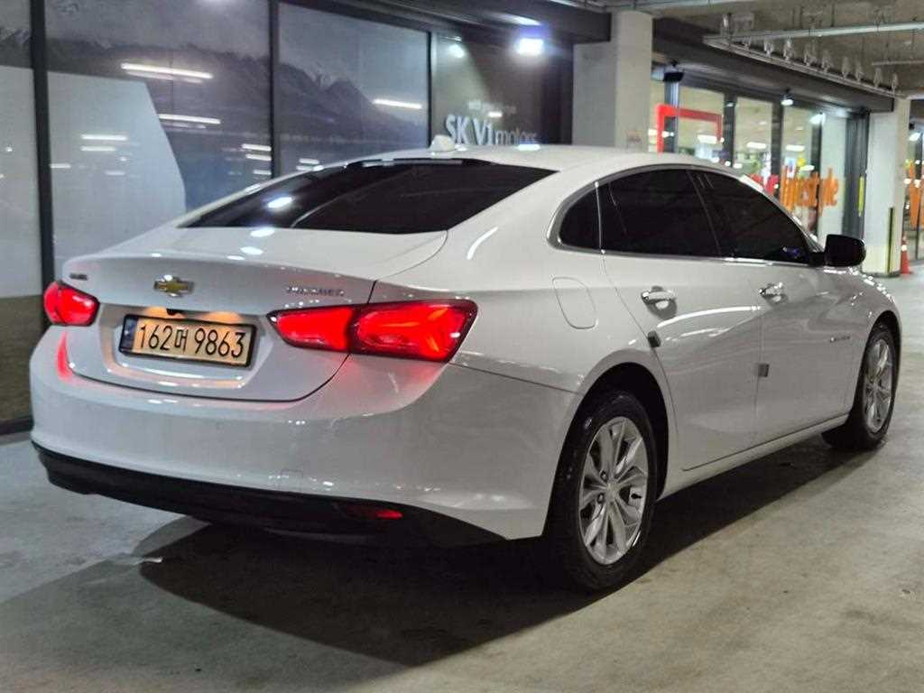 Chevrolet Malibu - Vista 4