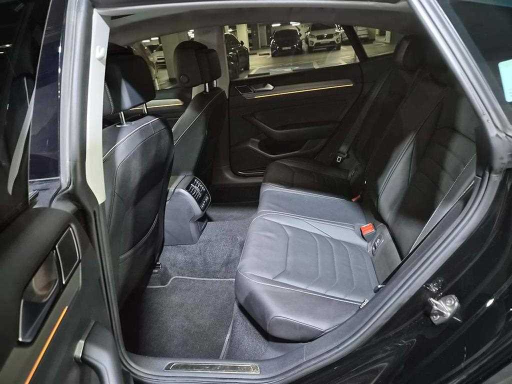 Volkswagen Arteon - Vista 7