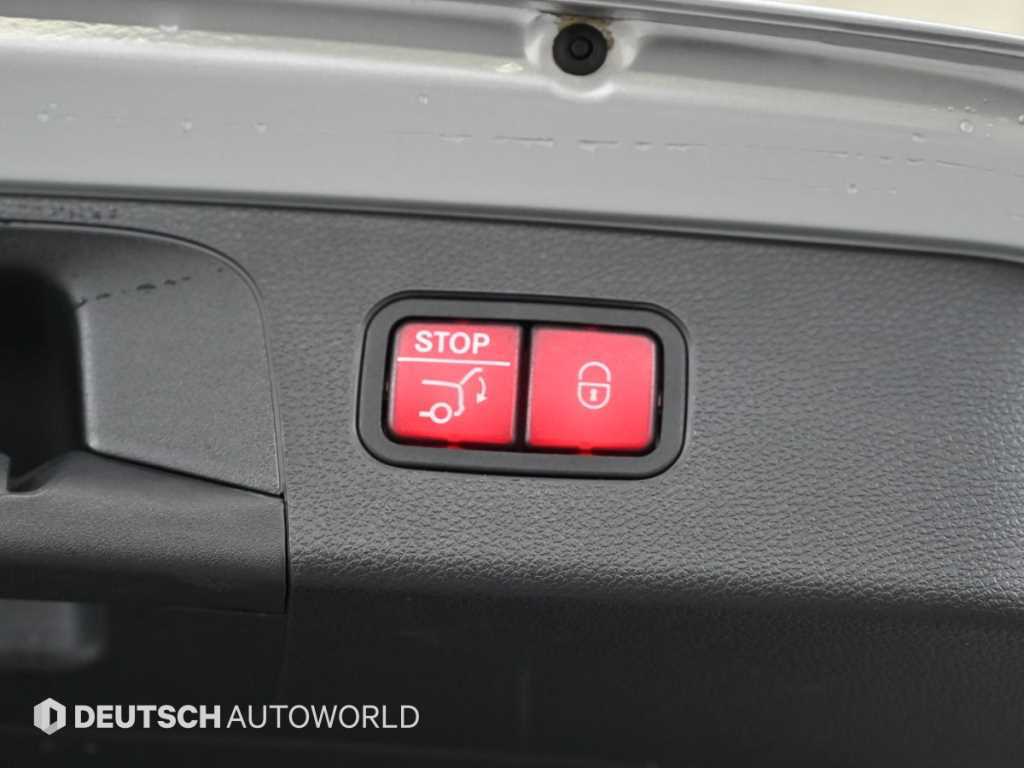 Mercedes Benz GLC Class 2017 Plateado - Importación desde Corea - HF Imports Iquique - Foto 19