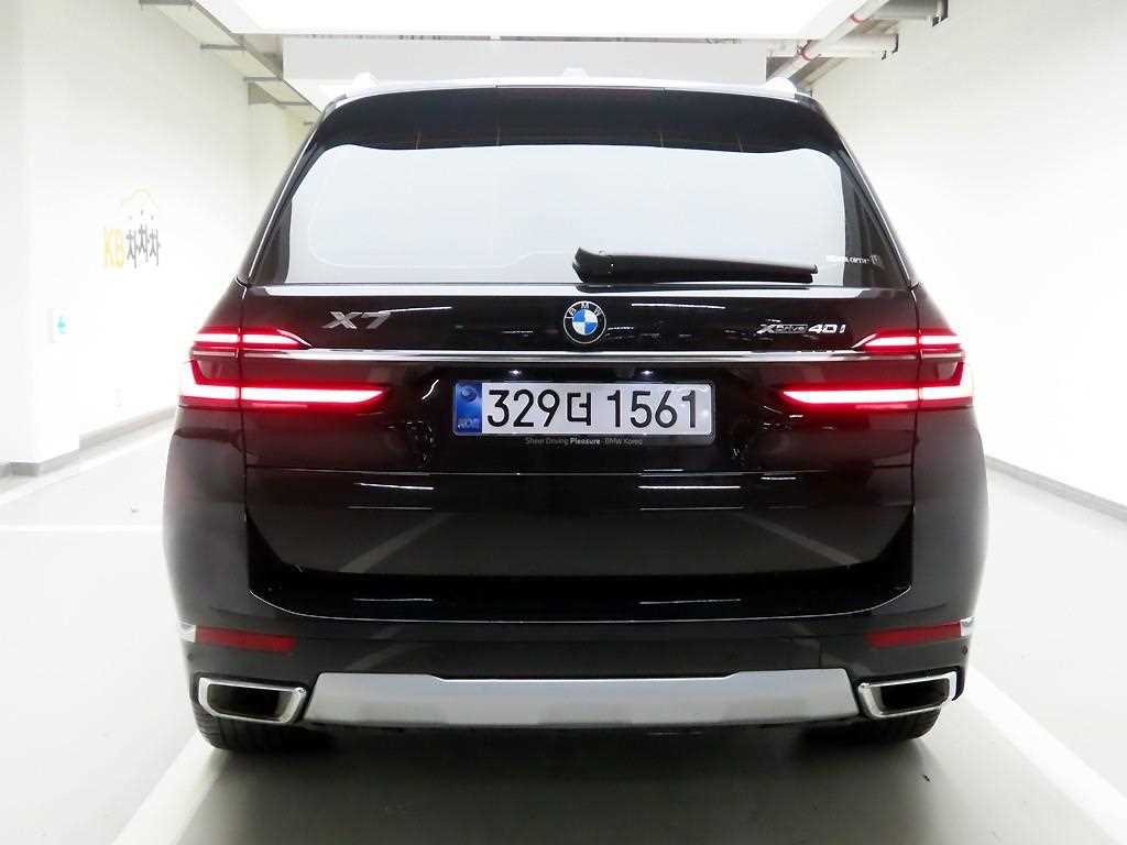 BMW X7 - Vista 4
