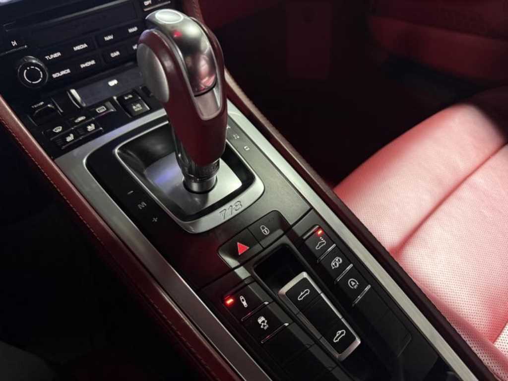 Porsche 718 - Vista 12