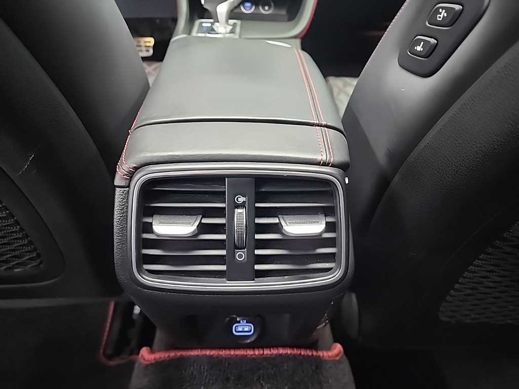 Genesis G70 2022 Negro - Importación desde Corea - HF Imports Iquique - Foto 13