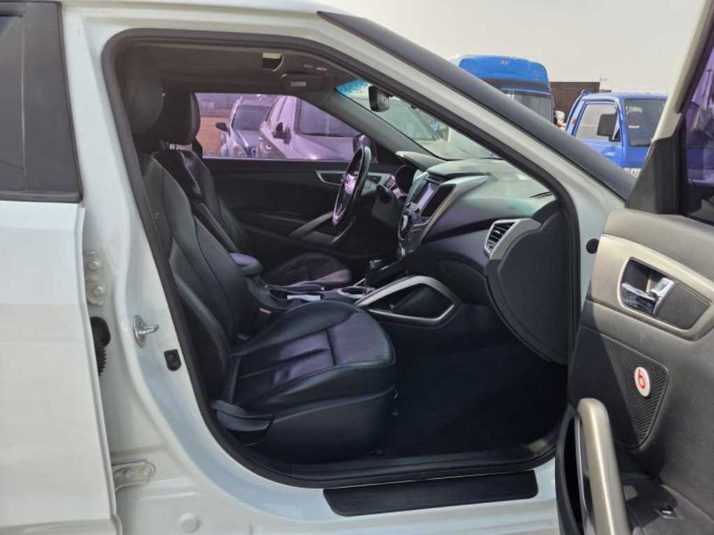 HYUNDAI Veloster 2014 Blanco - Importación desde Corea - HF Imports Iquique - Foto 19