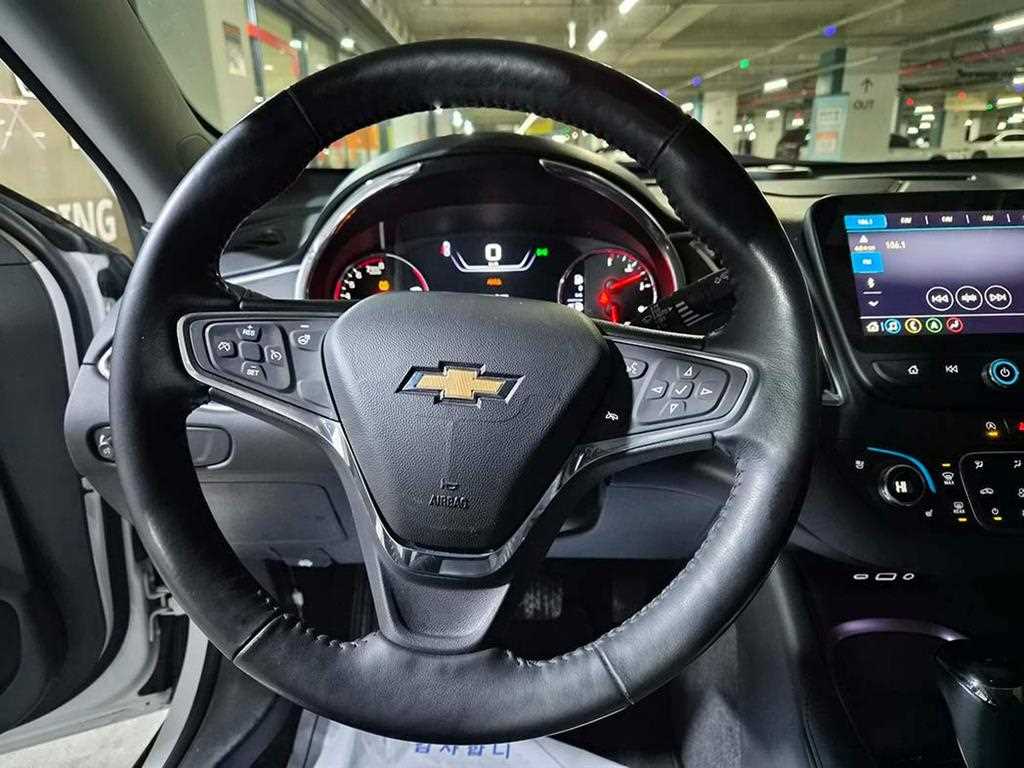 Chevrolet Malibu - Vista 8