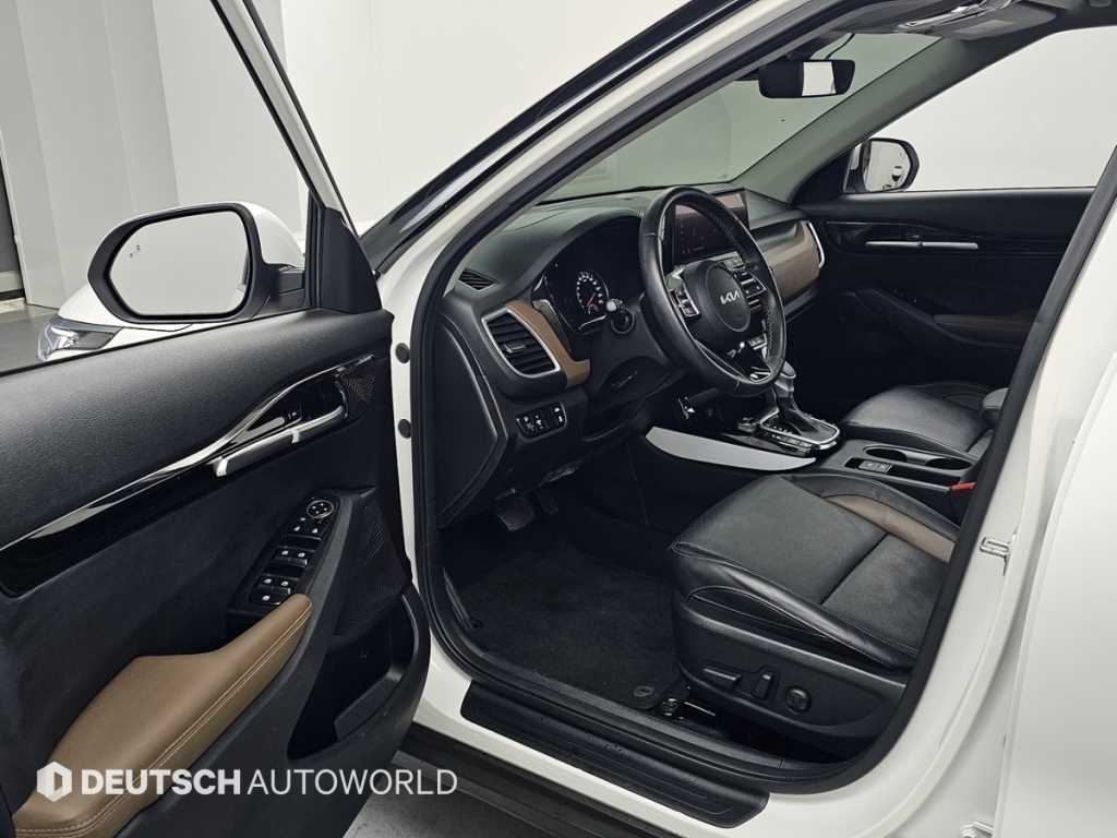 KIA Seltos - Vista 11