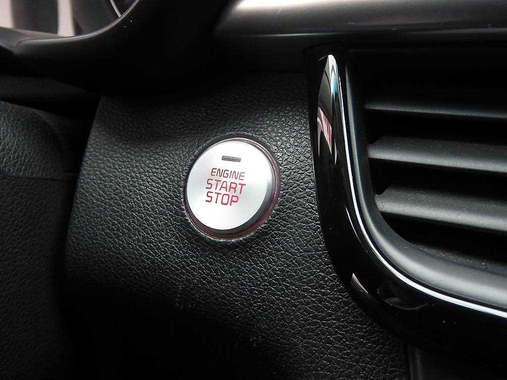 KIA K5 2016 Blanco - Importación desde Corea - HF Imports Iquique - Foto 16