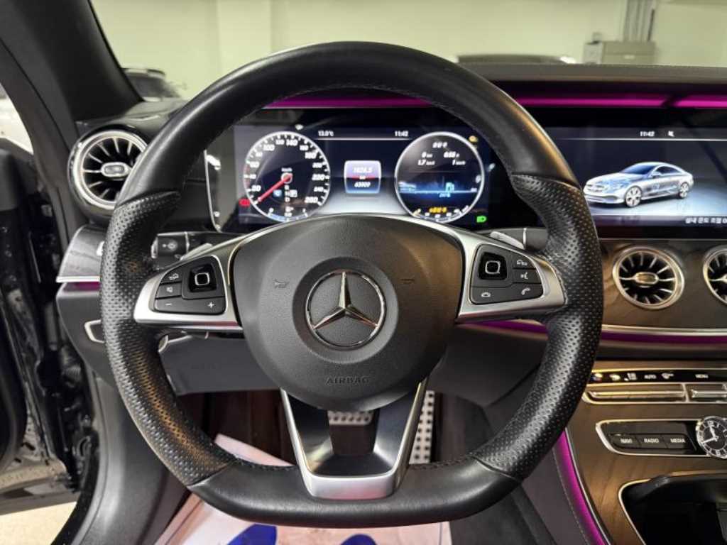 Mercedes Benz E class - Vista 11