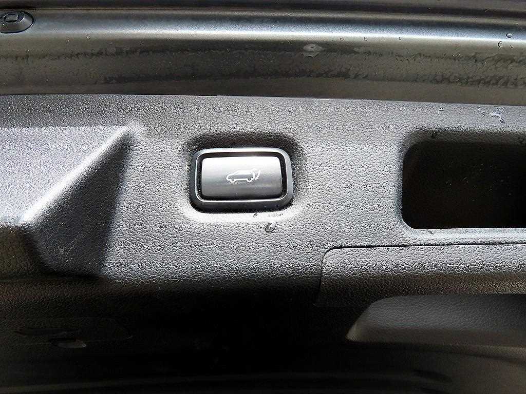 HYUNDAI Santa Fe 2019 Gris - Importación desde Corea - HF Imports Iquique - Foto 18