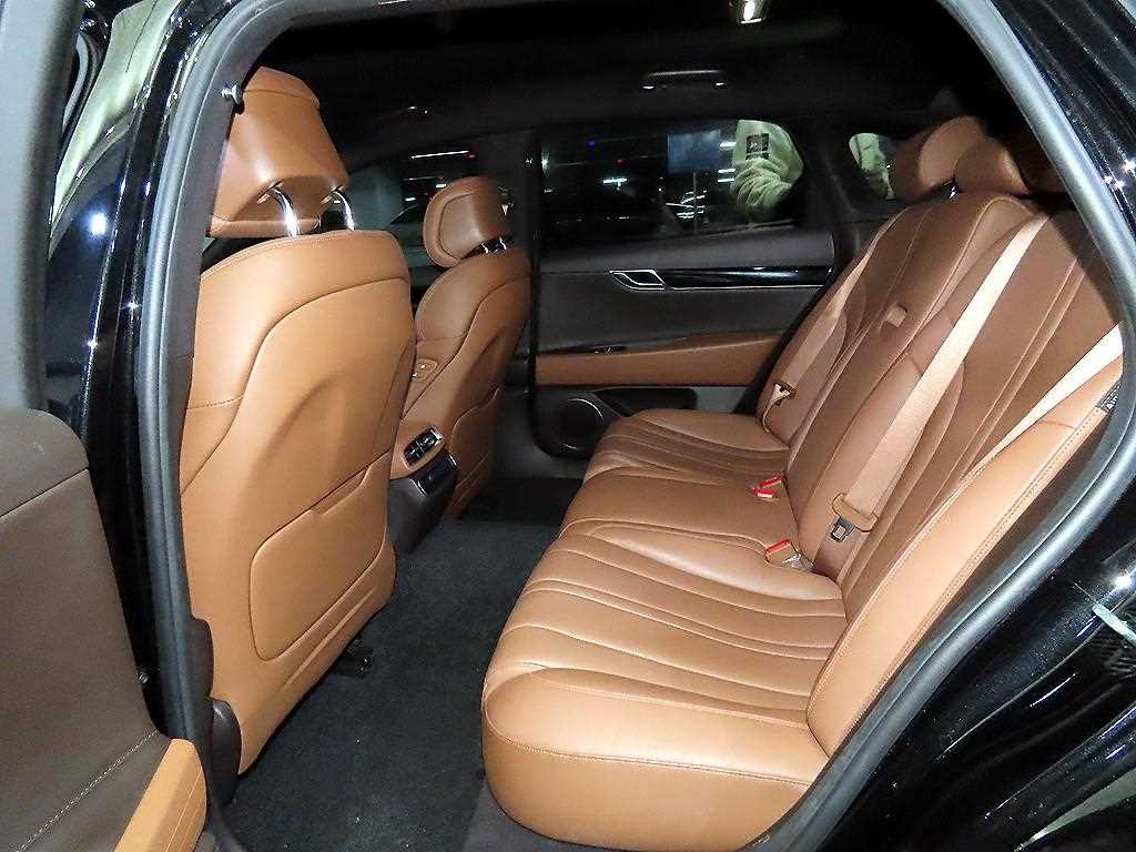 Genesis G80 - Vista 7