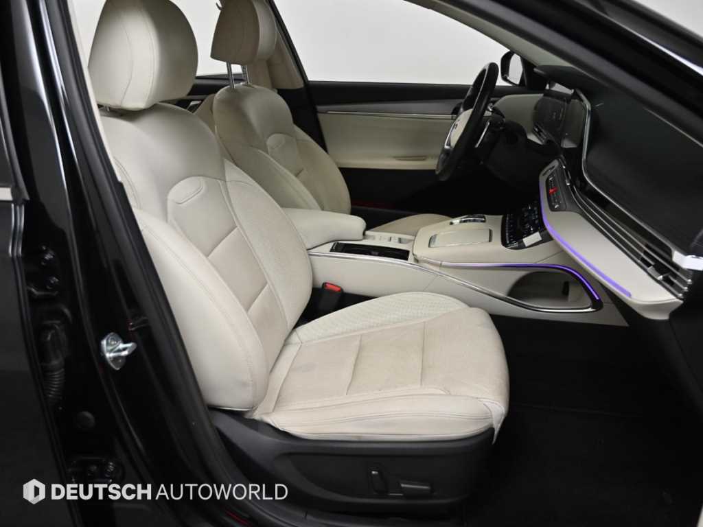 HYUNDAI Grandeur - Vista 10