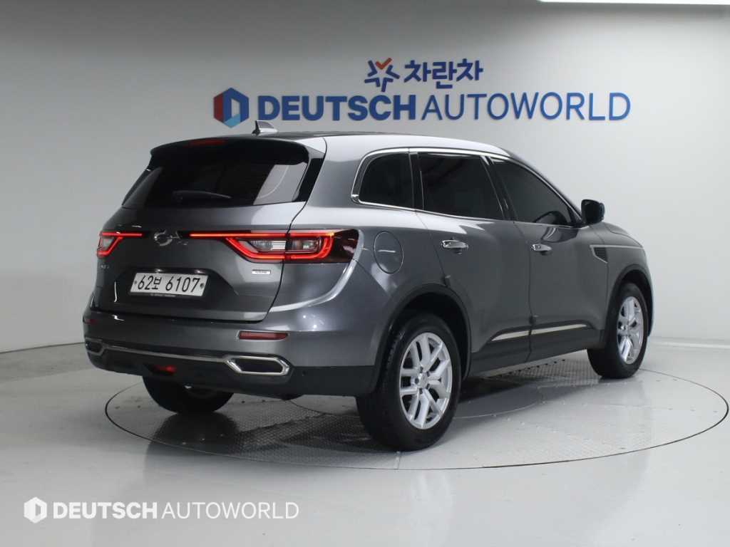 SAMSUNG QM6 - Vista 2