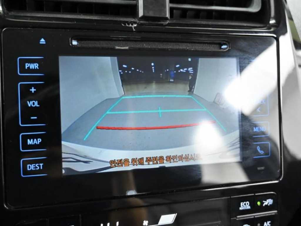 Toyota Prius 2017 Blanco - Importación desde Corea - HF Imports Iquique - Foto 15