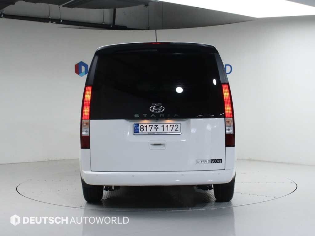 HYUNDAI Staria - Vista 4