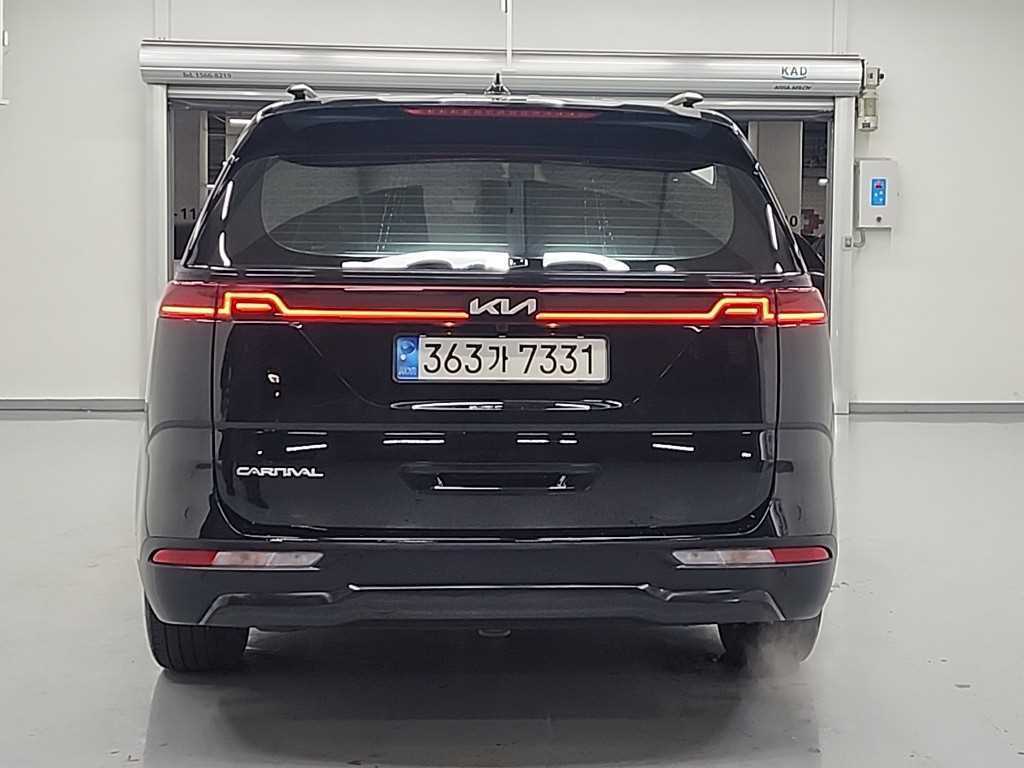 KIA Carnival - Vista 3