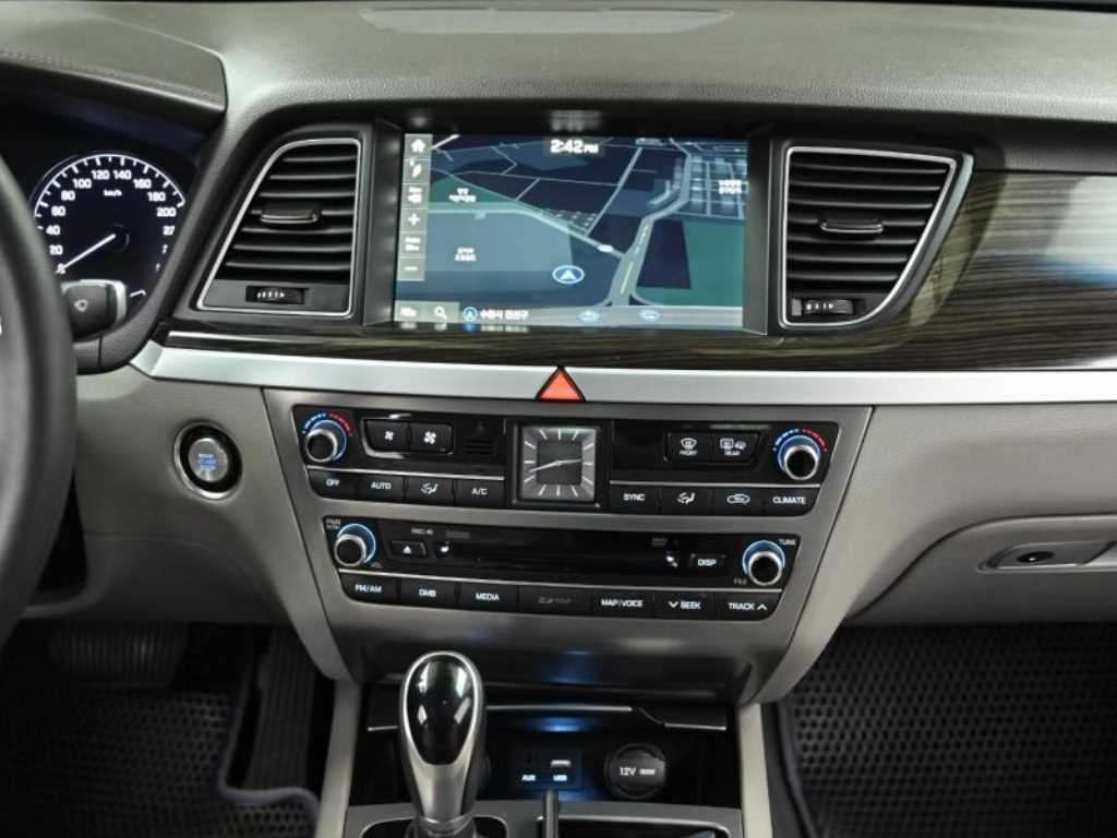 HYUNDAI Genesis 2015 Blanco - Importación desde Corea - HF Imports Iquique - Foto 14