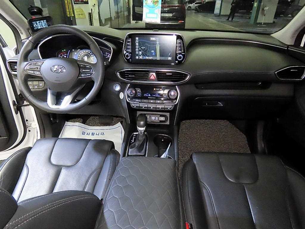 HYUNDAI Santa Fe - Vista 10