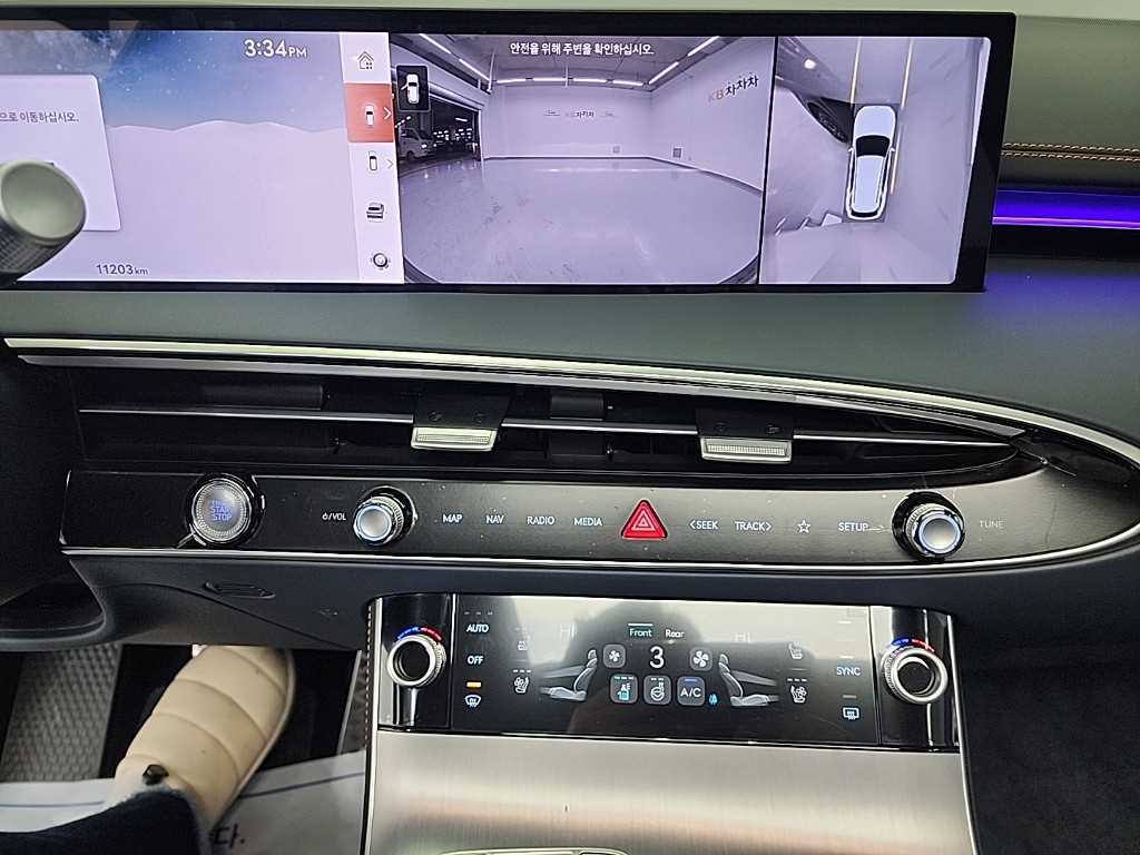 Genesis GV70 - Vista 10