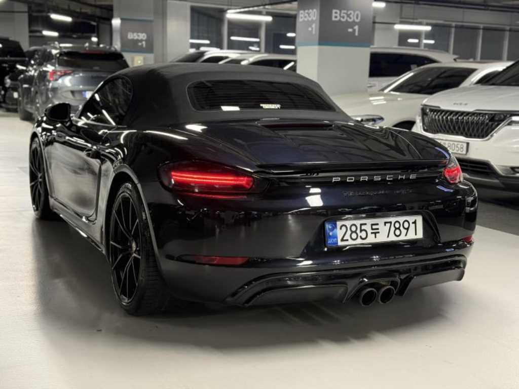 Porsche 718 - Vista 5