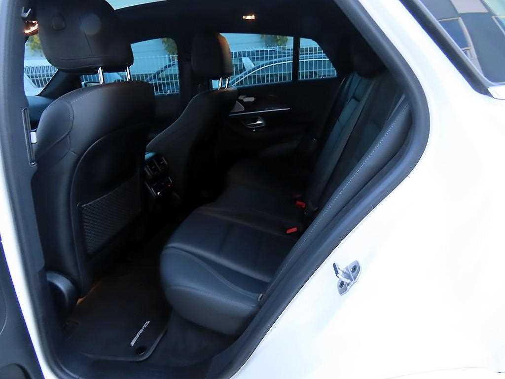 Mercedes Benz GLE Class - Vista 6