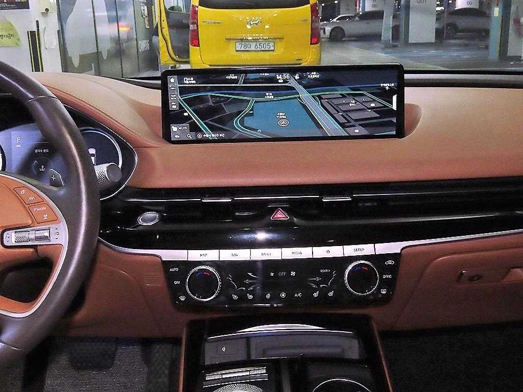 Genesis G80 - Vista 11