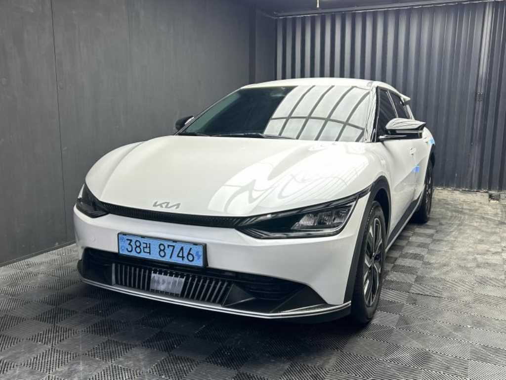 KIA EV6 2022 Blanco - Importación desde Corea - HF Imports Iquique - Foto 1