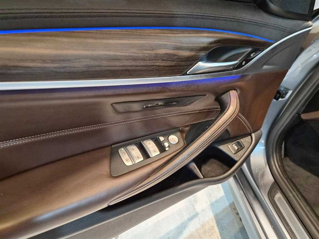 BMW 5 Series - Vista 11