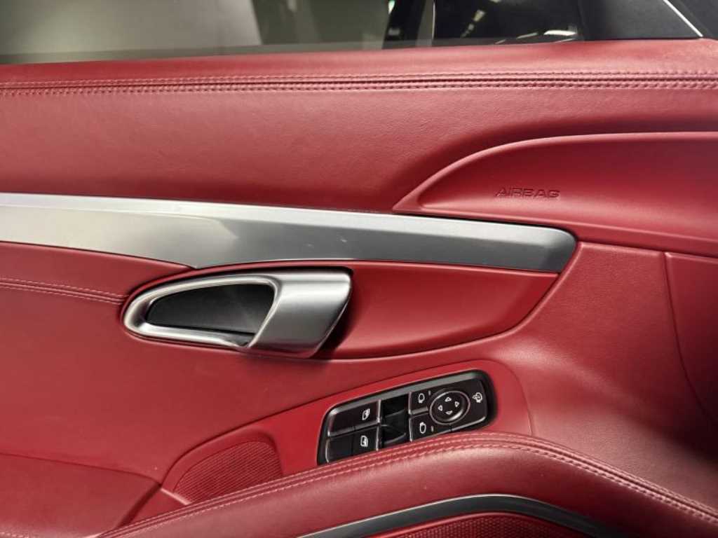 Porsche 718 2018 Negro - Importación desde Corea - HF Imports Iquique - Foto 14