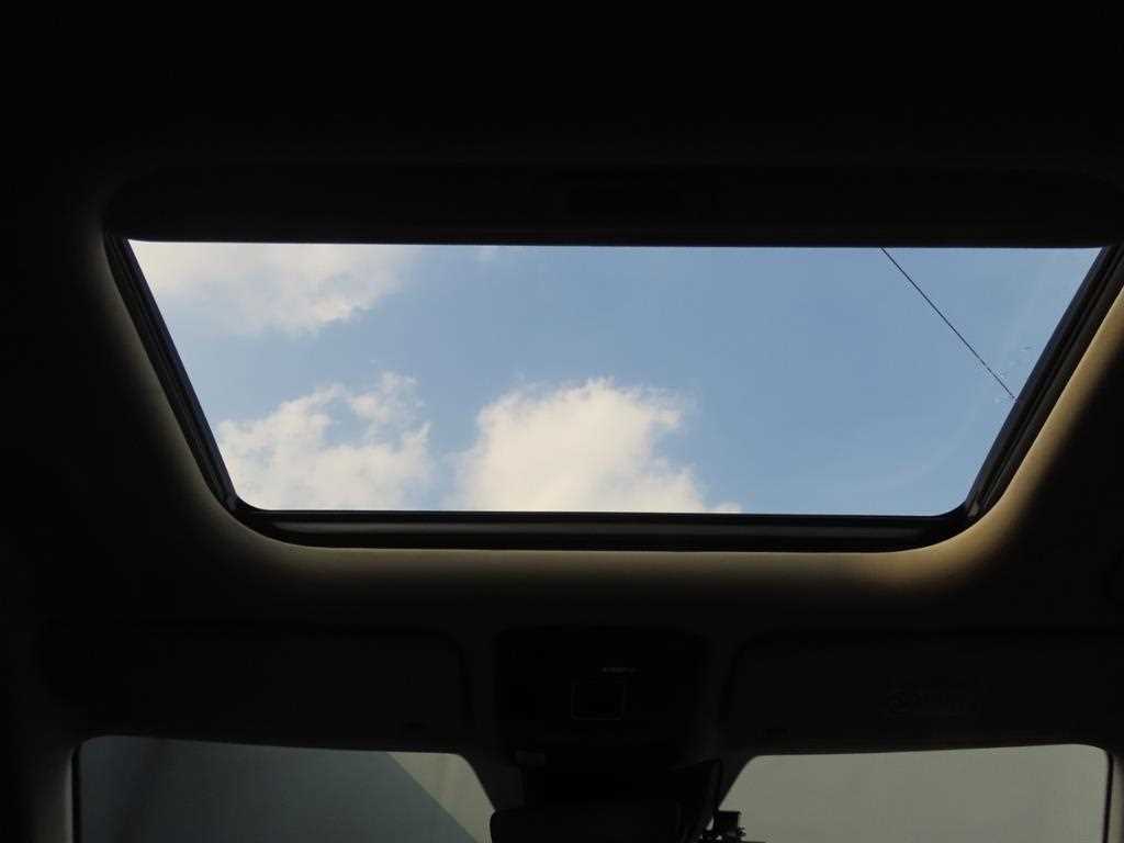 KIA Carnival 2023 Blanco - Importación desde Corea - HF Imports Iquique - Foto 17