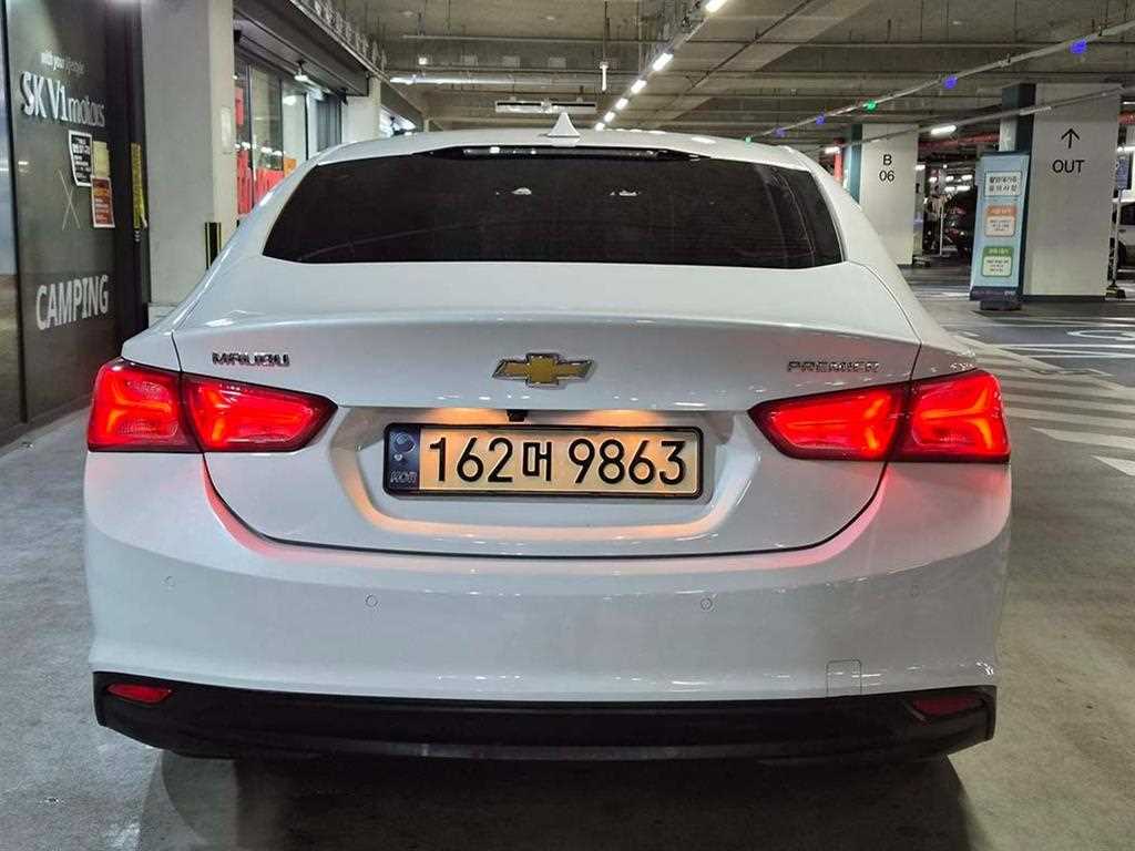 Chevrolet Malibu - Vista 5