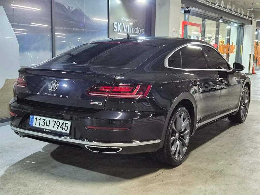 Volkswagen Arteon - Vista 4