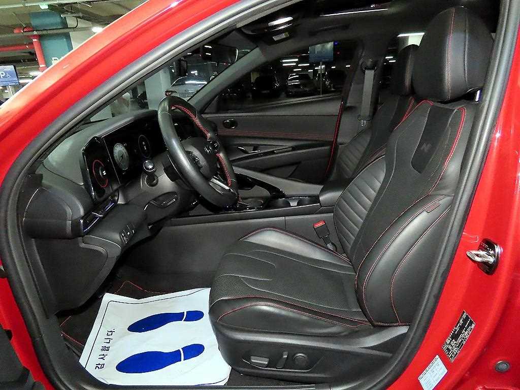 HYUNDAI Avante - Vista 6